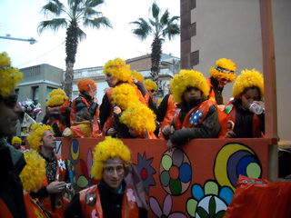 Celebraci�n de la r�a de Carnaval de la AMPA de la escuela Gimbeb� de Gav� Mar (13 febrero 2010)